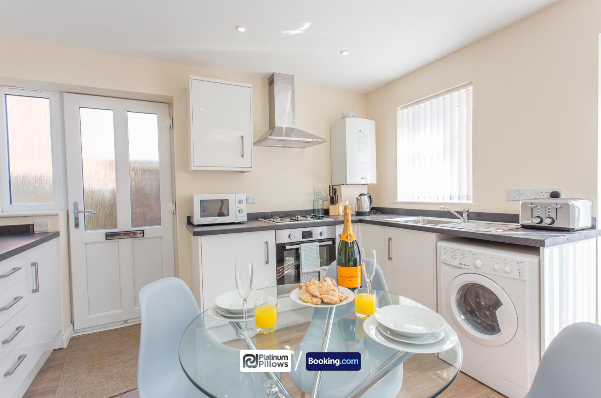 Modern Oxford 2 Bedroom Apartments, Near John Radcliffe Hospital, Weekly & Monthly Deals Екстериор снимка