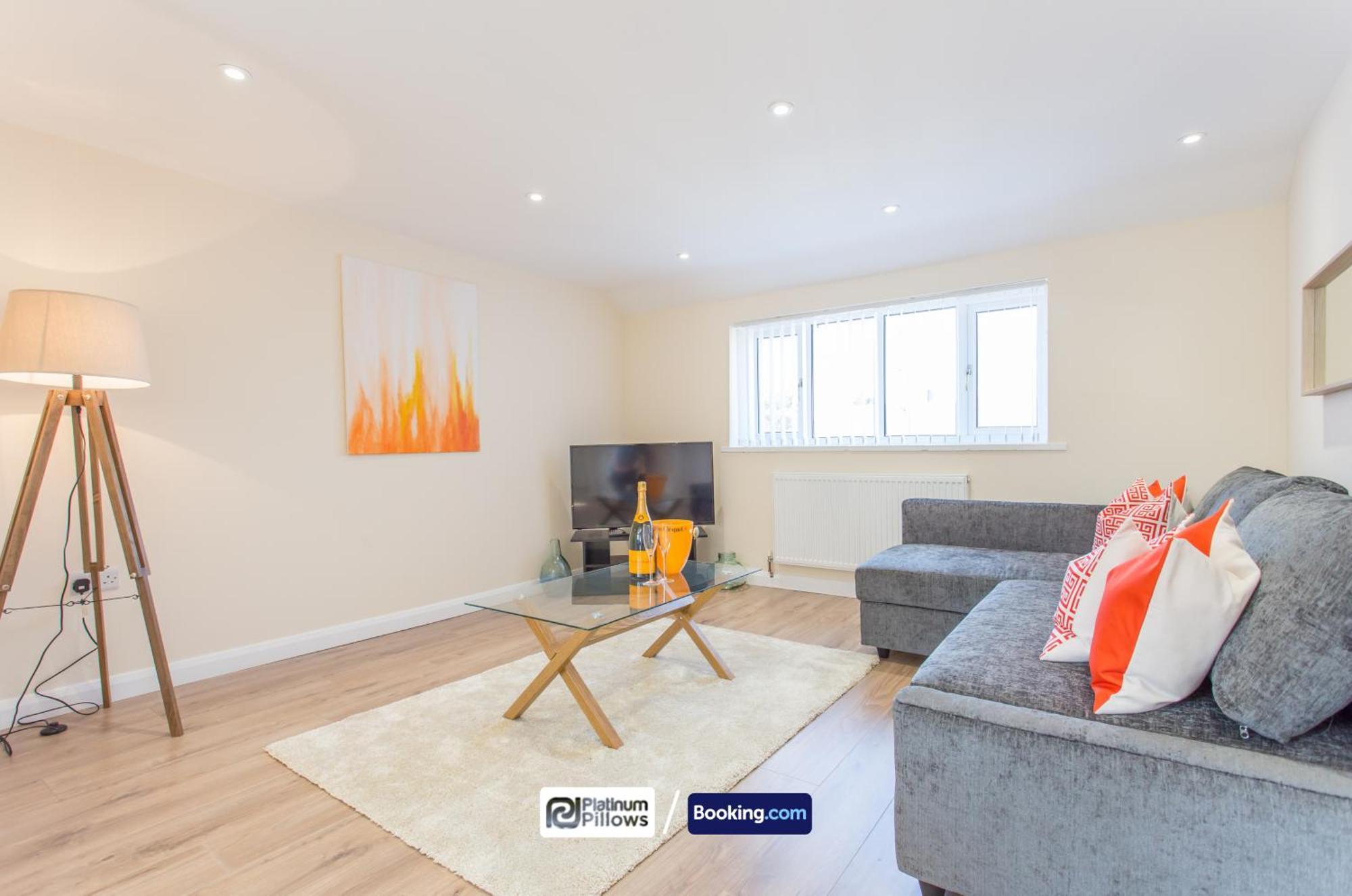 Modern Oxford 2 Bedroom Apartments, Near John Radcliffe Hospital, Weekly & Monthly Deals Екстериор снимка