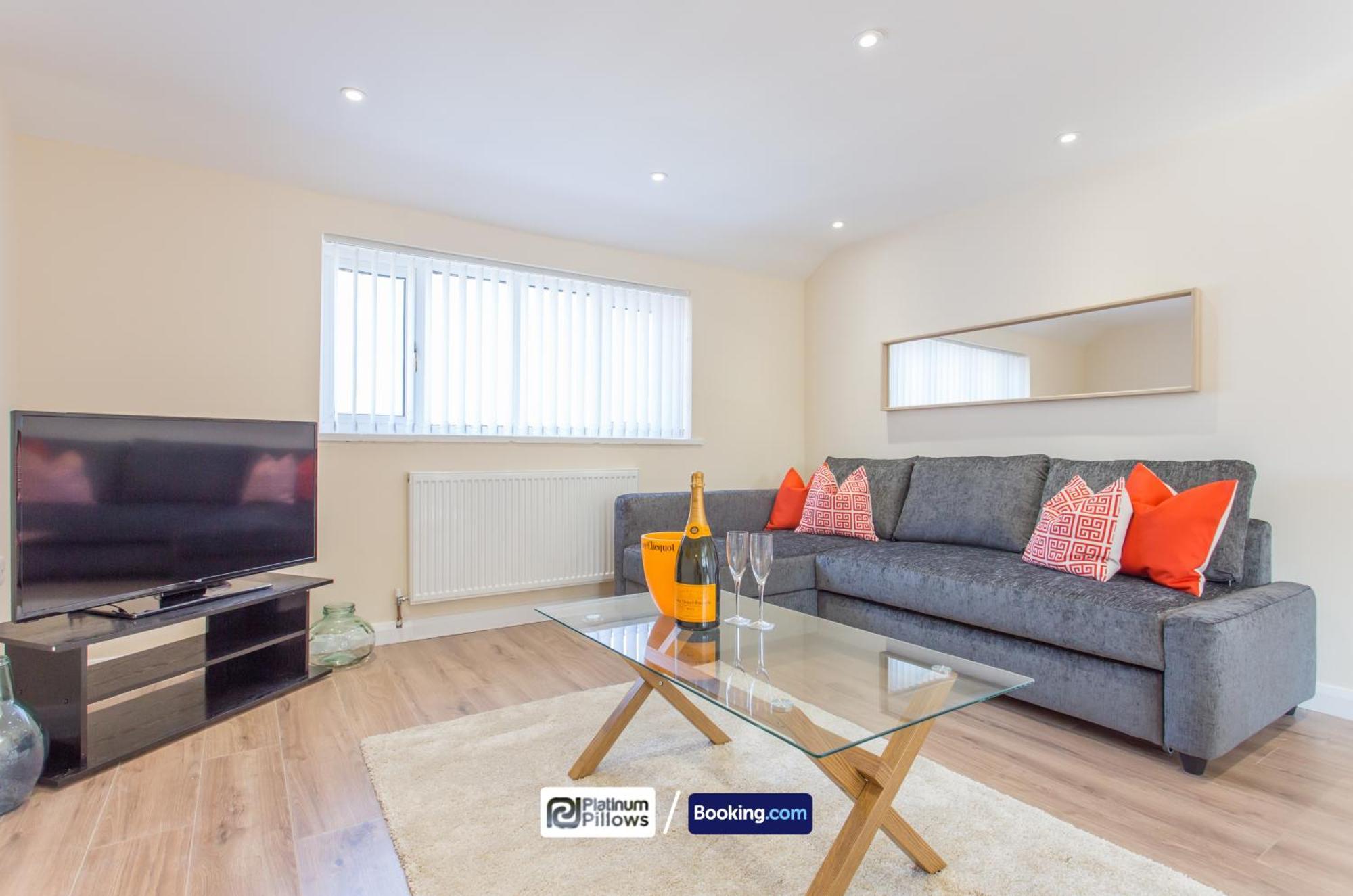 Modern Oxford 2 Bedroom Apartments, Near John Radcliffe Hospital, Weekly & Monthly Deals Екстериор снимка