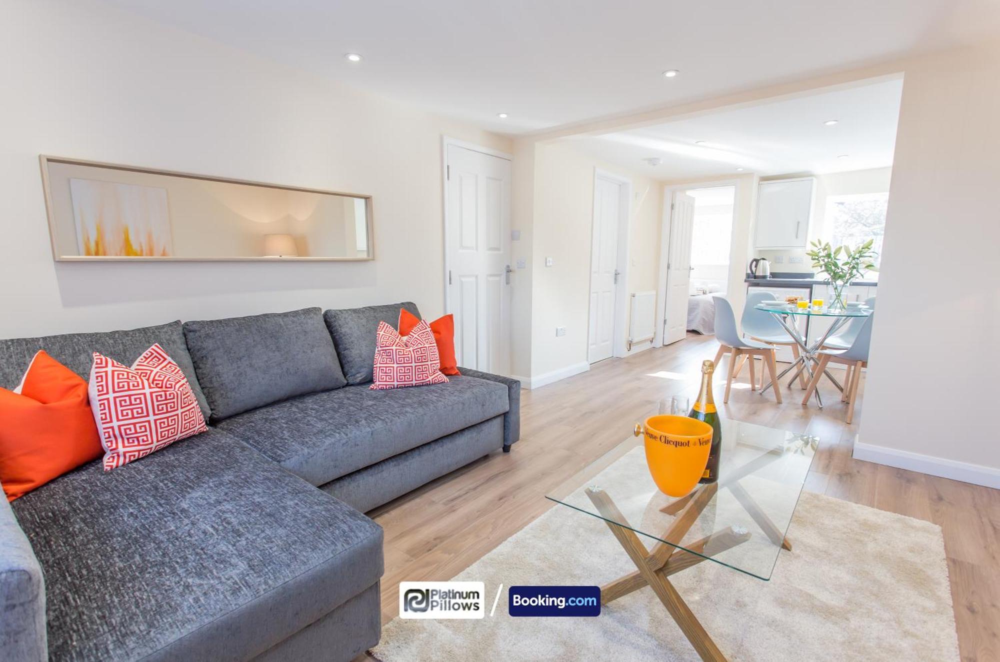 Modern Oxford 2 Bedroom Apartments, Near John Radcliffe Hospital, Weekly & Monthly Deals Екстериор снимка
